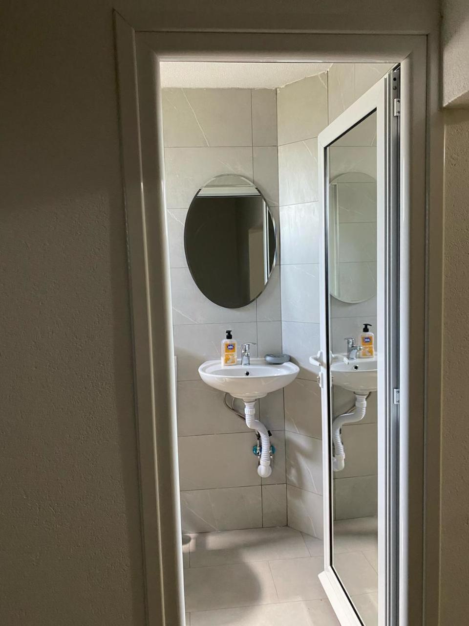 Draga'S Rooms Virpazar Rom bilde